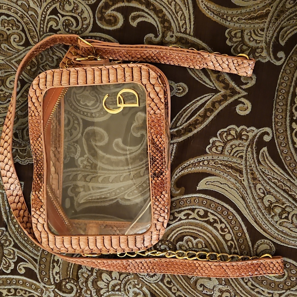 💗🤍 CAPRI DESIGN CLEAR PVC  CROSSBODY 🤍💗 $4.99 SHIPPING!!